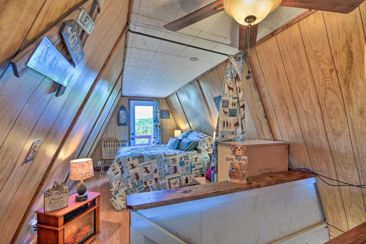 Charming Creek With Pool Access And Decks Granbury